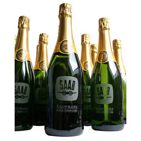 Champagne gegraveerd als relatiegeschenk voor de kerst